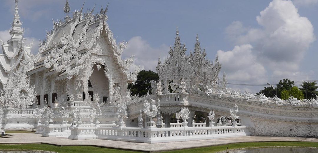 El curioso templo tailandés de Wat Rong Khun