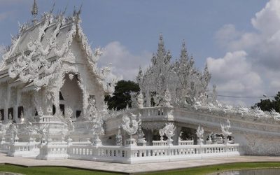 El curioso templo tailandés de Wat Rong Khun