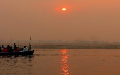 El Ganges y las ciudades sagradas de India