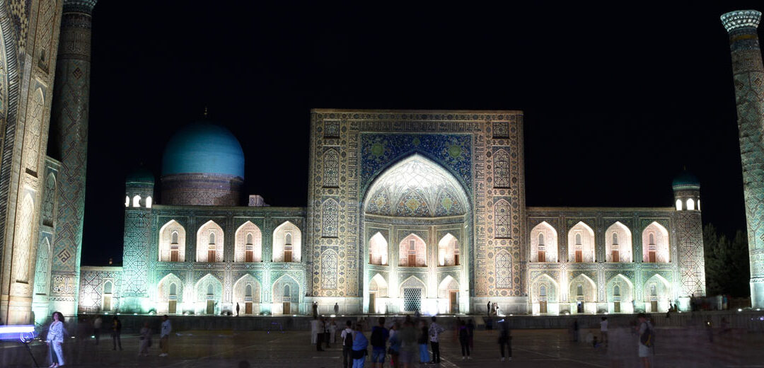 Uzbekistán: entre cúpulas azules y arenas eternas de la Ruta de la Seda