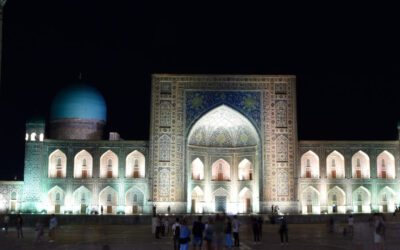 Uzbekistán: entre cúpulas azules y arenas eternas de la Ruta de la Seda