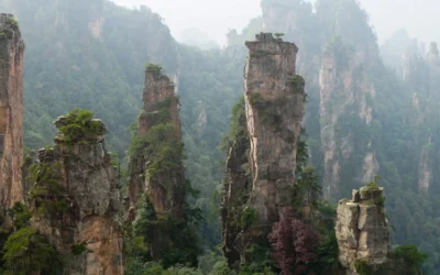 Zhangjiajie y la emoción de caminar entre montañas suspendidas