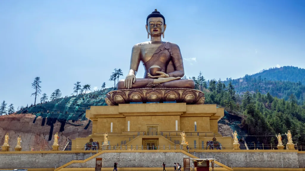 India y Bután · Bután, el reino del Himalaya entre monasterios y tradiciones ancestrales