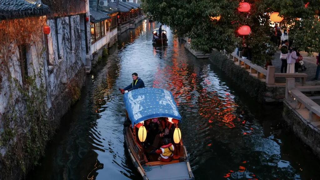 Japón y China · China: patrimonio imperial, grandes ciudades y paisajes