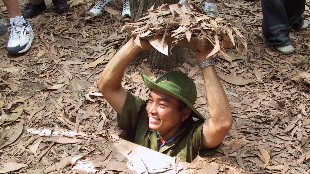 HO CHI MINH – TÚNELES DE CUCHI – HO CHI MINH — Gran Tour de Vietnam y Camboya