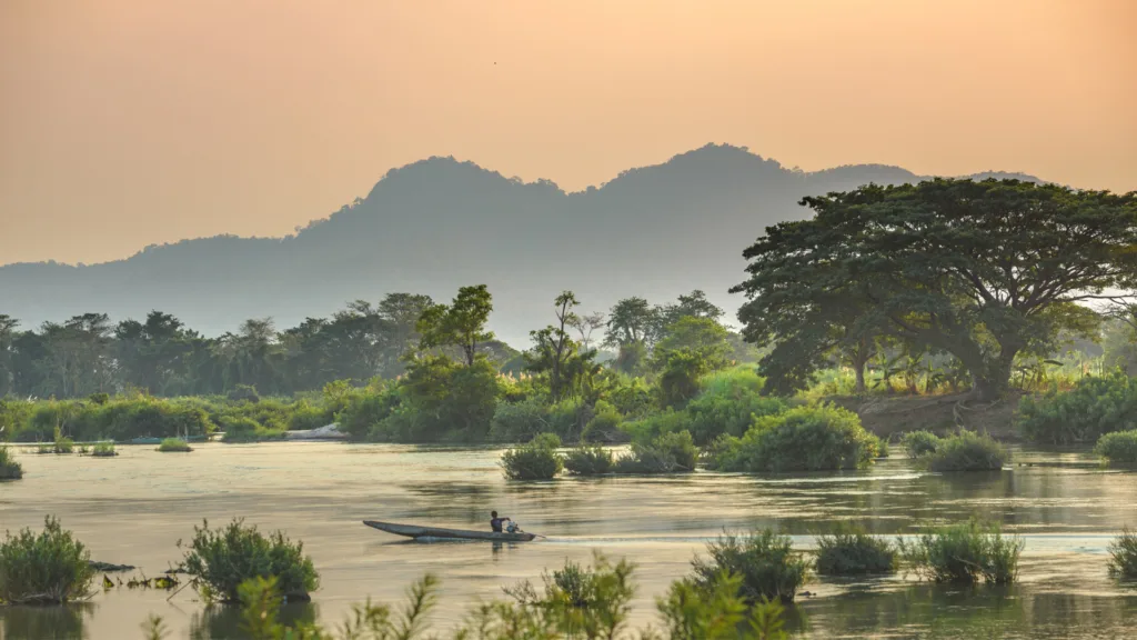 Las 4.000 Islas de Laos (Si Phan Don), Laos — El Espíritu de Laos