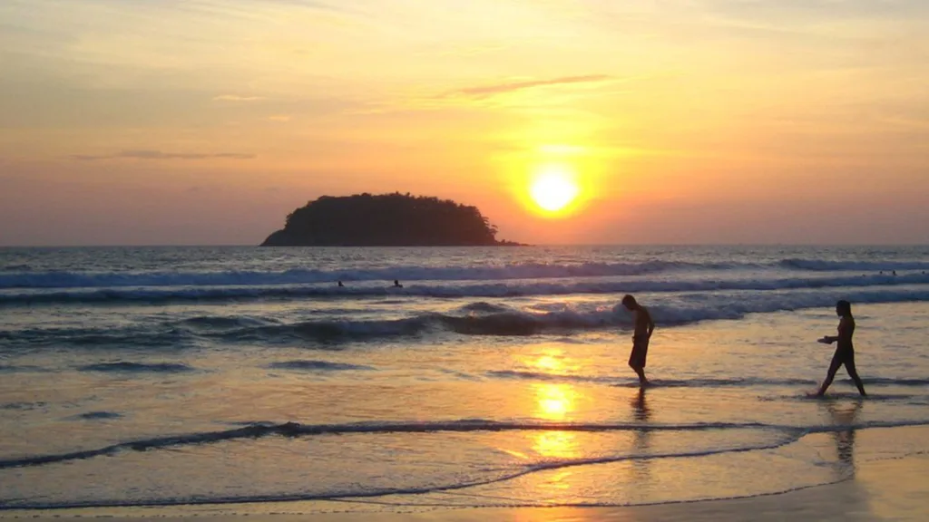 Phuket — Myanmar con Phuket y Bangkok