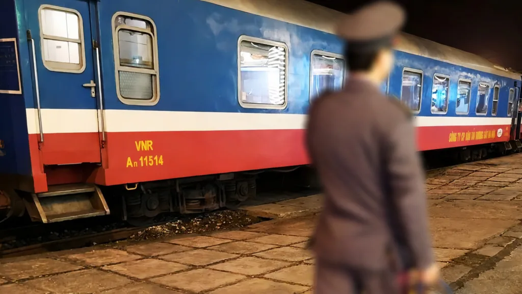 HANOI – TREN NOCTURNO A LAO CAI — Gran Tour de Vietnam
