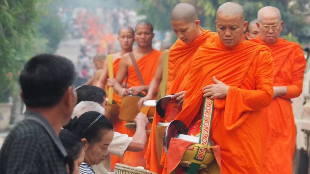 LUANG PRABANG — Ciudades de Indochina