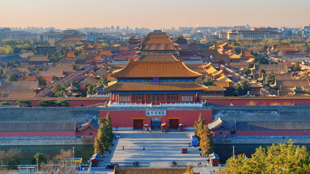 PEKÍN — China: Paisajes y Etnias