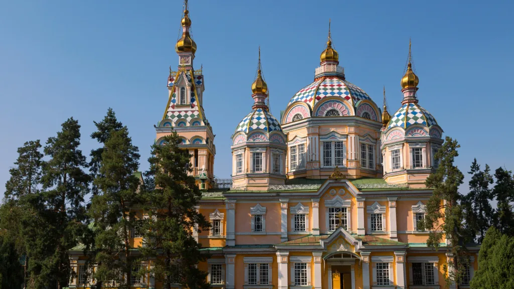Catedral de Zenkov, Almaty — Capitales de Asia Central