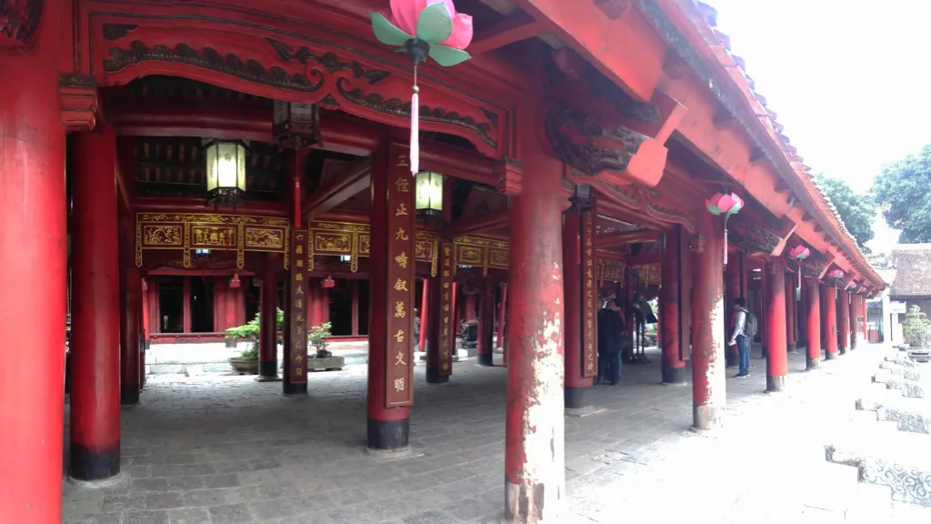 HANOI — Súper Vietnam y Con Dao