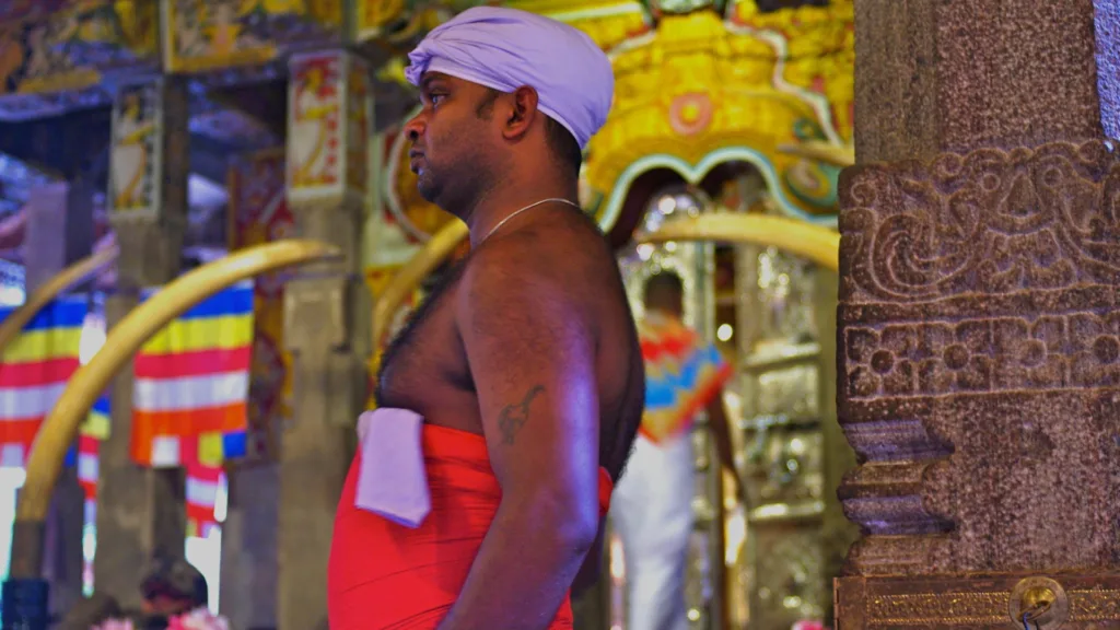 Templo de la Reliquia del Diente de Buda, Kandy — Sri Lanka Imprescindible