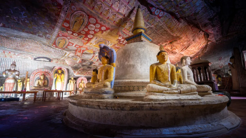 Templo Cueva de Dambulla — Sri Lanka Imprescindible