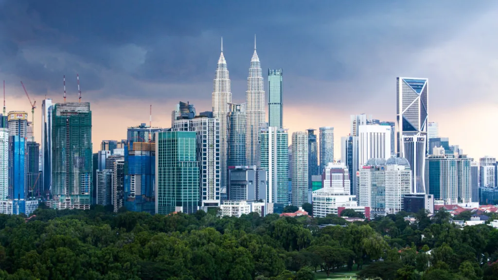 Kuala Lumpur — Capitales del Sudeste Asiático