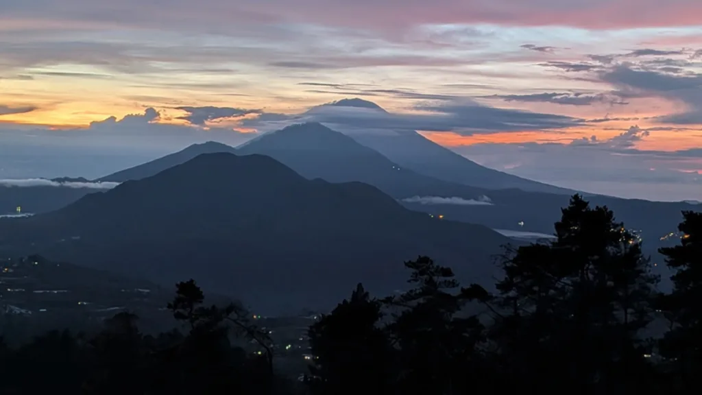 LOVINA – KINTAMANI – TUKAD CEPUNG – CANDIDASA — Salidas En Grupo – Bali Circuito Interior con Gili