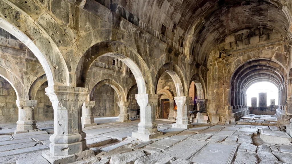 Monasterios de Sanahin — Armenia 8 días
