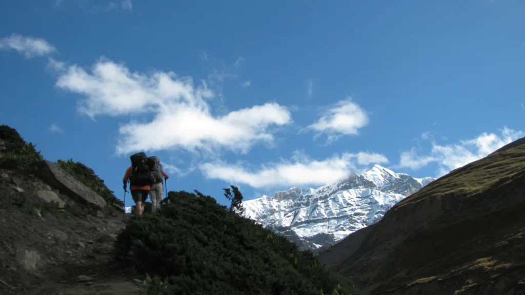 Trek Ghorepani — Nepal Cultural y Trekking