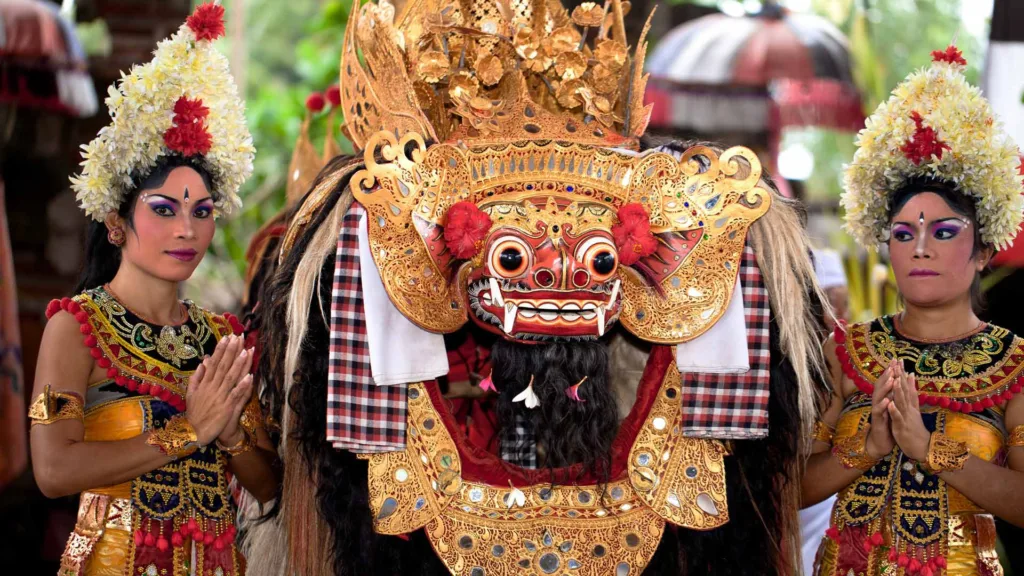 UBUD — Java y Bali