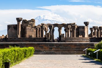 Templo de Zvartnots, Armenia — Atravesando el Cáucaso