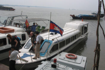 CHAU DOC – PHNOM PENH — Gran Tour de Vietnam y Camboya