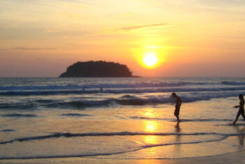Phuket — Myanmar con Phuket y Bangkok