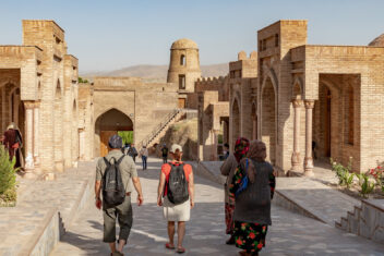 Fortaleza de Hissar, Tayikistán — Tayikistán Clásico