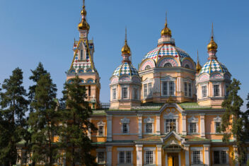 Catedral de Zenkov, Almaty — Capitales de Asia Central