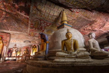 Templo de la Cueva de Dambulla — Explore Sri Lanka