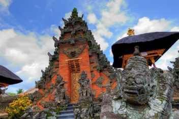 BALI — Bali Esencial
