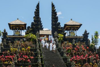 LOVINA – KINTAMANI – BESAKIH– CANDIDASA — Bali Circuito Interior