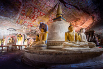 Templo Cueva de Dambulla — Sri Lanka en Familia