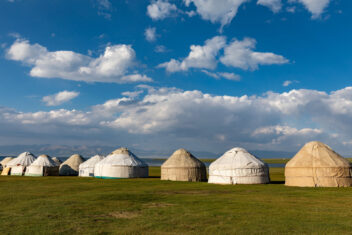 Yurta en Kyrgyzstan — Expedición por Kirguistán