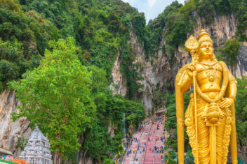 Cuevas Batu, Kuala Lumpur — Capitales del Sudeste Asiático