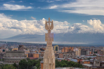Ereván, Armenia — Georgia y Armenia, Viaje en grupo