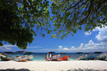 Playa de Trincomalee — Explore Sri Lanka con playas Nordeste